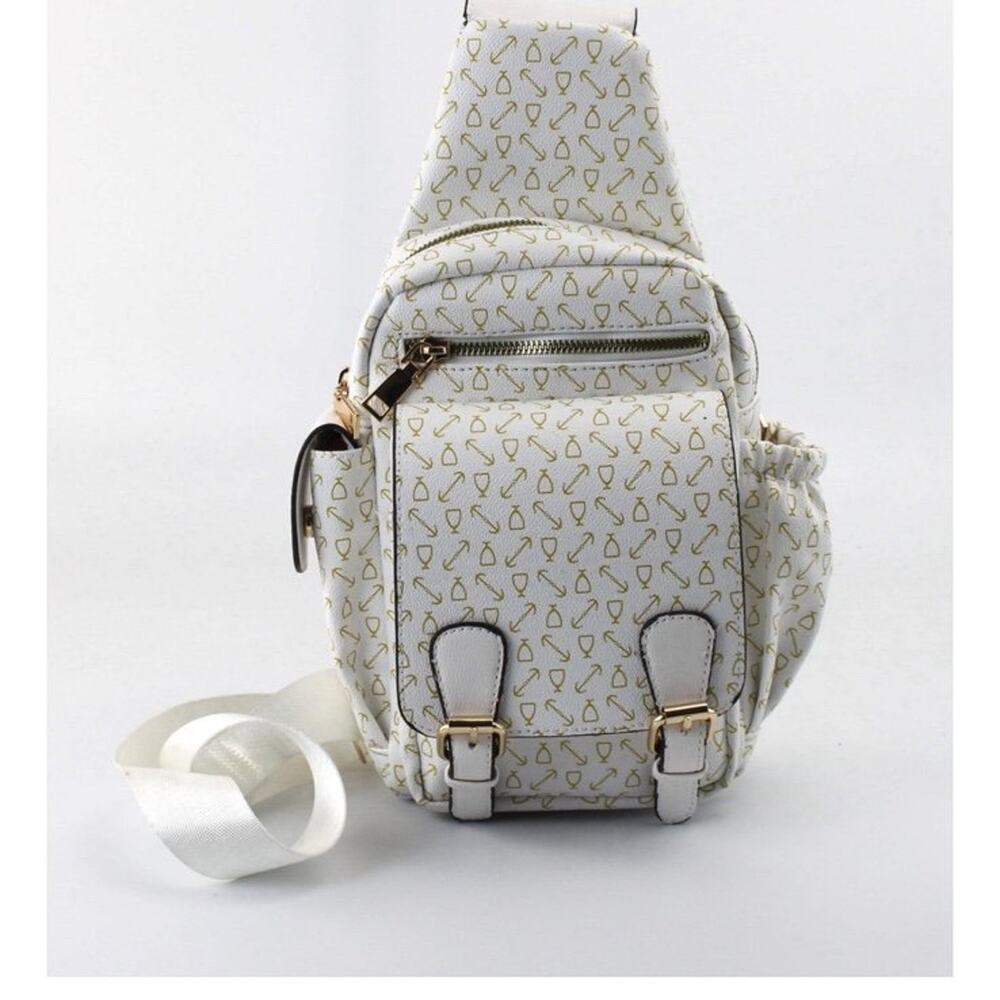 AR New York Vegan Leather Sling Bag - White / Cream